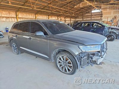 Czwarte zdjęcie samochodu z boku: 2018 AUDI Q7 PREMIUM PLUS VIN:WA1LAAF79JD000362 - miniatura