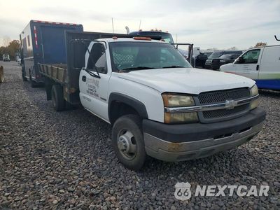 Czwarte zdjęcie samochodu z boku: 2003 CHEVROLET SILVERADO C3500 VIN:1GBJC34GX3E299125 - miniatura