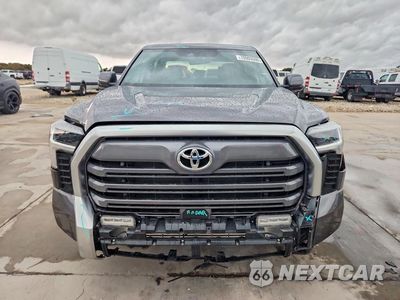 Piąte zdjęcie samochodu w środku: 2025 TOYOTA TUNDRA CREWMAX LIMITED VIN:5TF1A5AB8SX042845 - miniatura