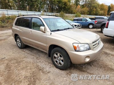 Czwarte zdjęcie samochodu z boku: 2005 TOYOTA HIGHLANDER BASE VIN:JTEEP21A450107172 - miniatura