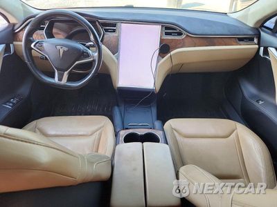 Zdjęcie 8 z 12 samochodu: 2016 TESLA MODEL S VIN:5YJSA1E2XGF168861 - miniatura