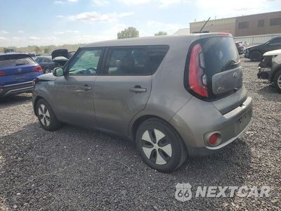 Drugie zdjęcie samochodu z przodu: 2017 KIA SOUL EV EV-E VIN:KNDJP3AEXH7021775 - miniatura
