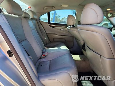 Zdjęcie 10 z 12 samochodu: 2007 LEXUS LS 460 VIN:JTHBL46F475010769 - miniatura