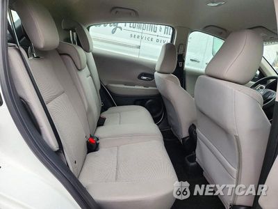 Zdjęcie 10 z 12 samochodu: 2016 HONDA HR-V LX VIN:3CZRU6H30GM729761 - miniatura