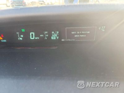 Zdjęcie 9 z 13 samochodu: 2013 TOYOTA PRIUS TWO VIN:JTDKN3DU8D1717934 - miniatura