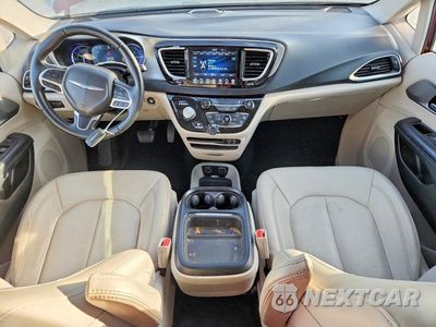 Zdjęcie 8 z 14 samochodu: 2018 CHRYSLER PACIFICA HYBRID TOURING L VIN:2C4RC1L77JR124867 - miniatura
