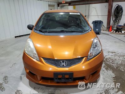 Piąte zdjęcie samochodu w środku: 2009 HONDA FIT SPORT VIN:JHMGE88439S074874 - miniatura