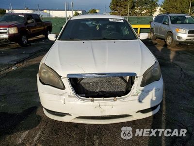 Piąte zdjęcie samochodu w środku: 2013 CHRYSLER 200 LIMITED VIN:1C3CCBCG4DN628035 - miniatura