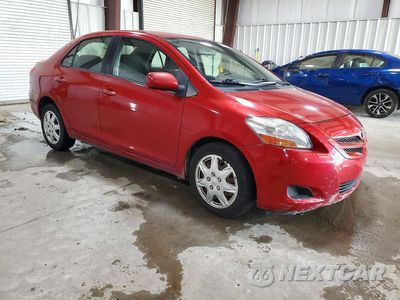 Czwarte zdjęcie samochodu z boku: 2008 TOYOTA YARIS BASE VIN:JTDBT903984025434 - miniatura