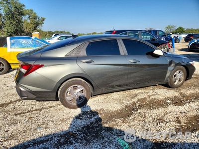 Trzecie zdjęcie samochodu z tyłu: 2025 HYUNDAI ELANTRA SE VIN:KMHLL4DG1SU867188 - miniatura