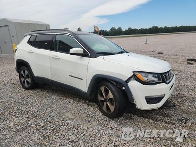 Czwarte zdjęcie samochodu z boku: 2018 JEEP COMPASS LATITUDE VIN:3C4NJCBB6JT134020 - miniatura