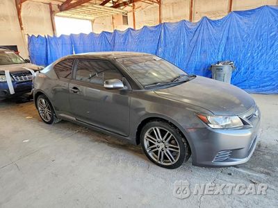 Czwarte zdjęcie samochodu z boku: 2013 SCION TC BASE VIN:JTKJF5C71D3052081 - miniatura