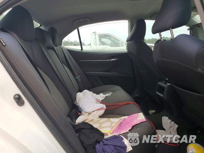 Zdjęcie 10 z 12 samochodu: 2019 TOYOTA CAMRY LE VIN:4T1B11HK4KU805864 - miniatura