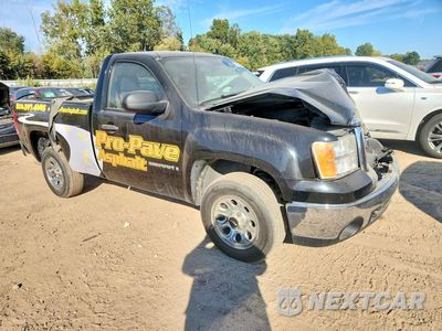 Czwarte zdjęcie samochodu z boku: 2007 GMC NEW SIERRA C1500 VIN:1GTEC14C87Z583267 - miniatura