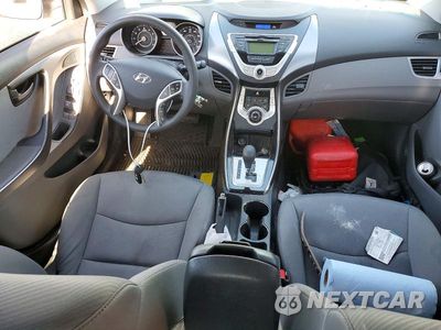 Zdjęcie 8 z 12 samochodu: 2012 HYUNDAI ELANTRA GLS VIN:5NPDH4AE3CH062429 - miniatura