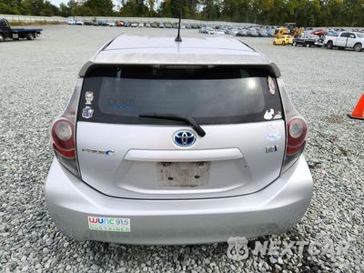 Zdjęcie 6 z 13 samochodu: 2012 TOYOTA PRIUS C ONE VIN:JTDKDTB38C1006066 - miniatura