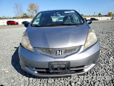 Piąte zdjęcie samochodu w środku: 2010 HONDA FIT VIN:JHMGE8H26AC001270 - miniatura