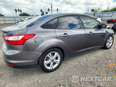 Trzecie zdjęcie samochodu z tyłu: 2014 FORD FOCUS SE VIN:1FADP3F26EL123224 - miniatura