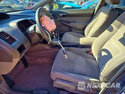 Zdjęcie 7 z 13 samochodu: 2006 HONDA CIVIC LX VIN:1HGFA165X6L131834 - miniatura