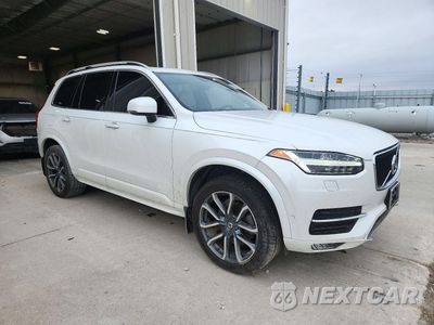 Czwarte zdjęcie samochodu z boku: 2019 VOLVO XC90 T6 MOMENTUM VIN:YV4A22PK2K1474088 - miniatura
