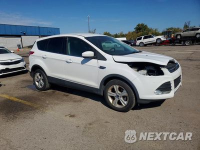 Czwarte zdjęcie samochodu z boku: 2016 FORD ESCAPE SE VIN:1FMCU0GX1GUB40593 - miniatura