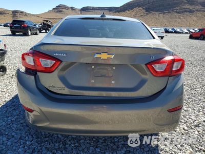 Zdjęcie 6 z 12 samochodu: 2018 CHEVROLET CRUZE LT VIN:1G1BE5SM3J7156171 - miniatura