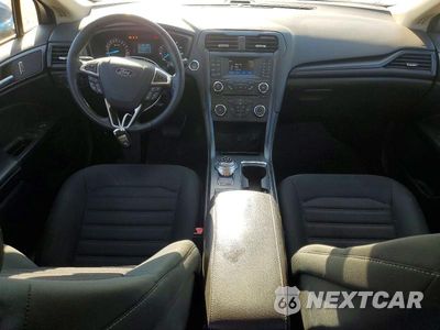 Zdjęcie 8 z 12 samochodu: 2018 FORD FUSION S VIN:3FA6P0G74JR264998 - miniatura