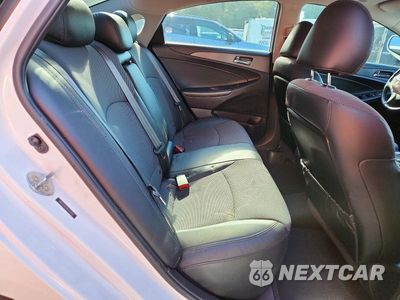 Zdjęcie 10 z 12 samochodu: 2013 HYUNDAI SONATA SE VIN:5NPEC4AC5DH707892 - miniatura