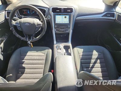 Zdjęcie 8 z 13 samochodu: 2017 FORD FUSION SE VIN:3FA6P0H77HR390510 - miniatura