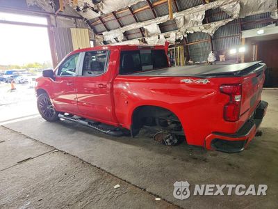 Drugie zdjęcie samochodu z przodu: 2021 CHEVROLET SILVERADO K1500 RST VIN:1GCUYEEDXMZ296777 - miniatura