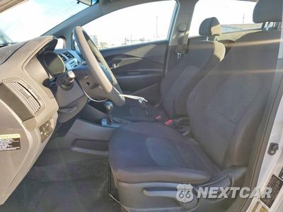 Zdjęcie 7 z 12 samochodu: 2016 KIA RIO LX VIN:KNADM4A33G6611537 - miniatura