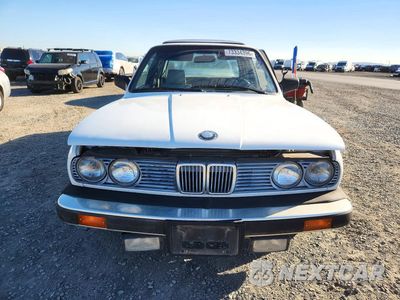 Piąte zdjęcie samochodu w środku: 1985 BMW 325 E VIN:WBAAE5406F0696432 - miniatura