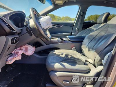 Zdjęcie 7 z 13 samochodu: 2019 LINCOLN NAUTILUS RESERVE VIN:2LMPJ8L90KBL20991 - miniatura