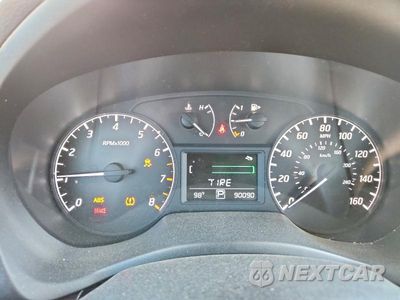 Zdjęcie 9 z 13 samochodu: 2015 NISSAN SENTRA S VIN:3N1AB7AP0FY370224 - miniatura