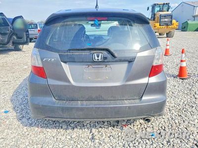 Zdjęcie 6 z 12 samochodu: 2013 HONDA FIT SPORT VIN:JHMGE8H55DC051012 - miniatura