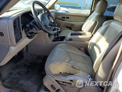 Zdjęcie 7 z 13 samochodu: 2003 CHEVROLET SUBURBAN C1500 VIN:3GNEC16T63G199440 - miniatura