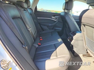 Zdjęcie 11 z 13 samochodu: 2022 AUDI E-TRON PREMIUM VIN:WA1AAAGE7NB046231 - miniatura