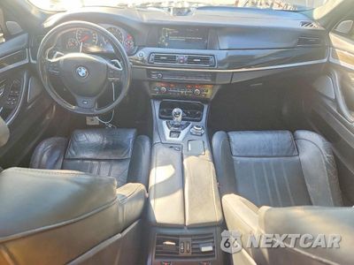 Zdjęcie 8 z 12 samochodu: 2013 BMW M5 BASE/M5 COMPETITION VIN:WBSFV9C58DD095499 - miniatura