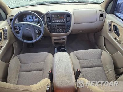 Zdjęcie 8 z 13 samochodu: 2001 FORD ESCAPE XLT VIN:1FMYU04191KB93311 - miniatura