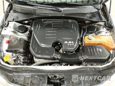 Zdjęcie 11 z 12 samochodu: 2014 CHRYSLER 300 VIN:2C3CCAAG3EH171404 - miniatura