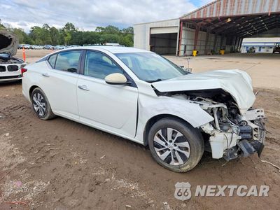 Czwarte zdjęcie samochodu z boku: 2020 NISSAN ALTIMA S VIN:1N4BL4BV1LC137070 - miniatura