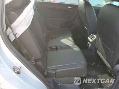Zdjęcie 10 z 12 samochodu: 2019 VOLKSWAGEN TIGUAN VIN:3VV3B7AX8KM029212 - miniatura