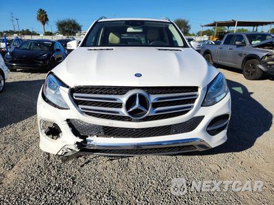 Piąte zdjęcie samochodu w środku: 2017 MERCEDES-BENZ GLE 350 VIN:4JGDA5JB3HA931539 - miniatura