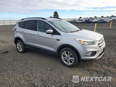 Czwarte zdjęcie samochodu z boku: 2018 FORD ESCAPE SE VIN:1FMCU9GD8JUA65943 - miniatura