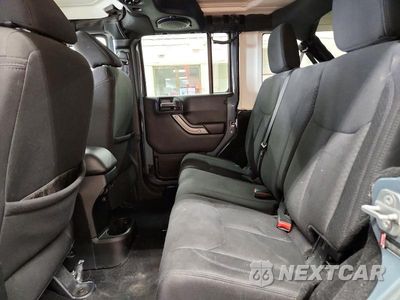 Zdjęcie 10 z 12 samochodu: 2014 JEEP WRANGLER UNLIMITED SPORT VIN:1C4BJWDG1EL158563 - miniatura