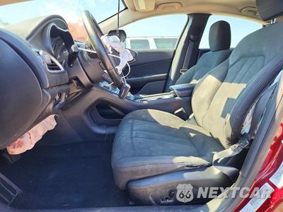 Zdjęcie 7 z 12 samochodu: 2016 CHRYSLER 200 LIMITED VIN:1C3CCCAB4GN165136 - miniatura