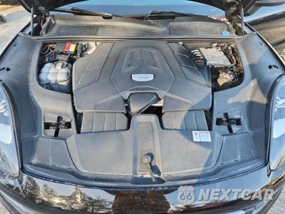 Zdjęcie 12 z 13 samochodu: 2019 PORSCHE CAYENNE VIN:WP1AA2AY8KDA13090 - miniatura
