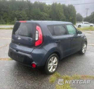 Czwarte zdjęcie samochodu z boku: 2016 KIA SOUL + VIN:KNDJP3A5XG7293533 - miniatura