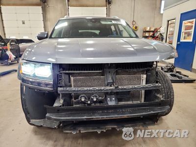 Piąte zdjęcie samochodu w środku: 2018 VOLKSWAGEN ATLAS SEL PREMIUM VIN:1V2NR2CA8JC511062 - miniatura