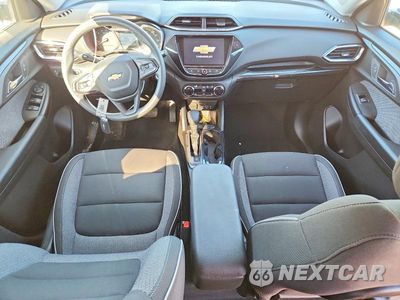Zdjęcie 8 z 13 samochodu: 2021 CHEVROLET TRAILBLAZER LT VIN:KL79MPS2XMB020475 - miniatura